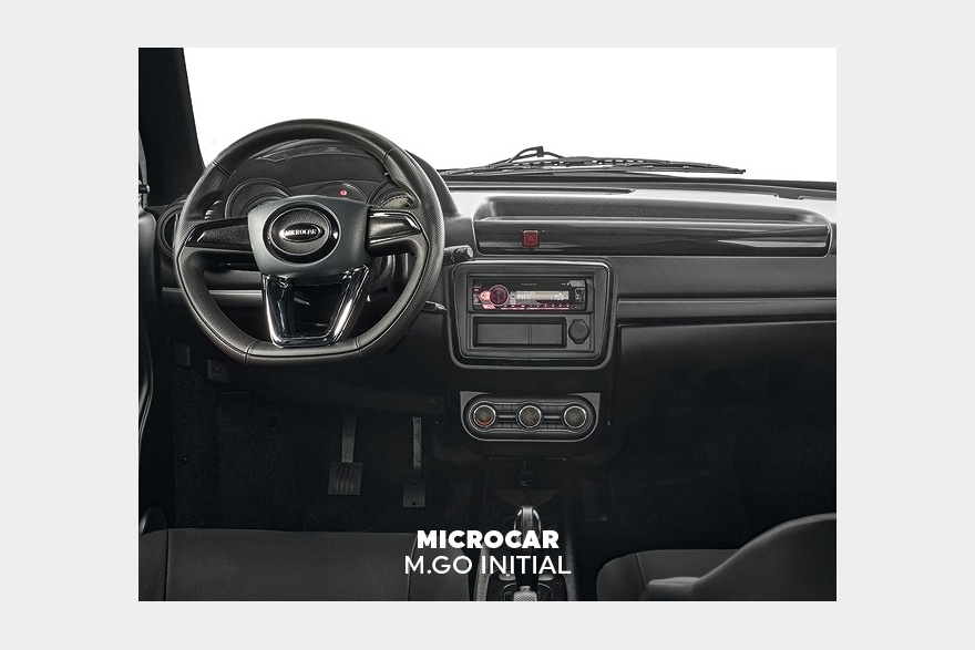 MICROCAR MGO INITIAL INTERIEUR
